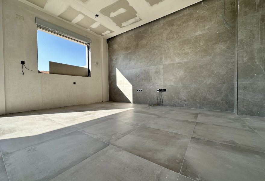 Interior de vivienda en construcción de Construcciones Torreguil 4 en Murcia