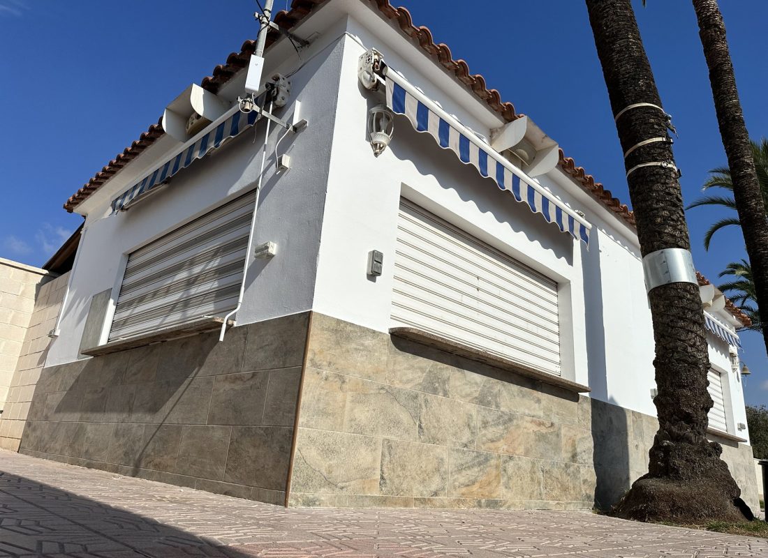 Fachada de vivienda terminada por Construcciones Torreguil 4